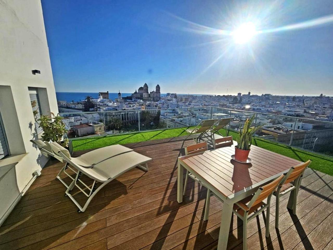 Skyline - Penthouse With 50M2 Private Terrace And Stunning Views Apartment Cádiz Exterior photo